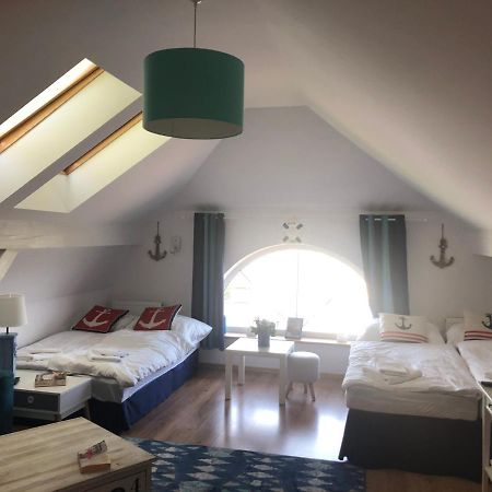 Willa Blekit Ustka Buitenkant foto