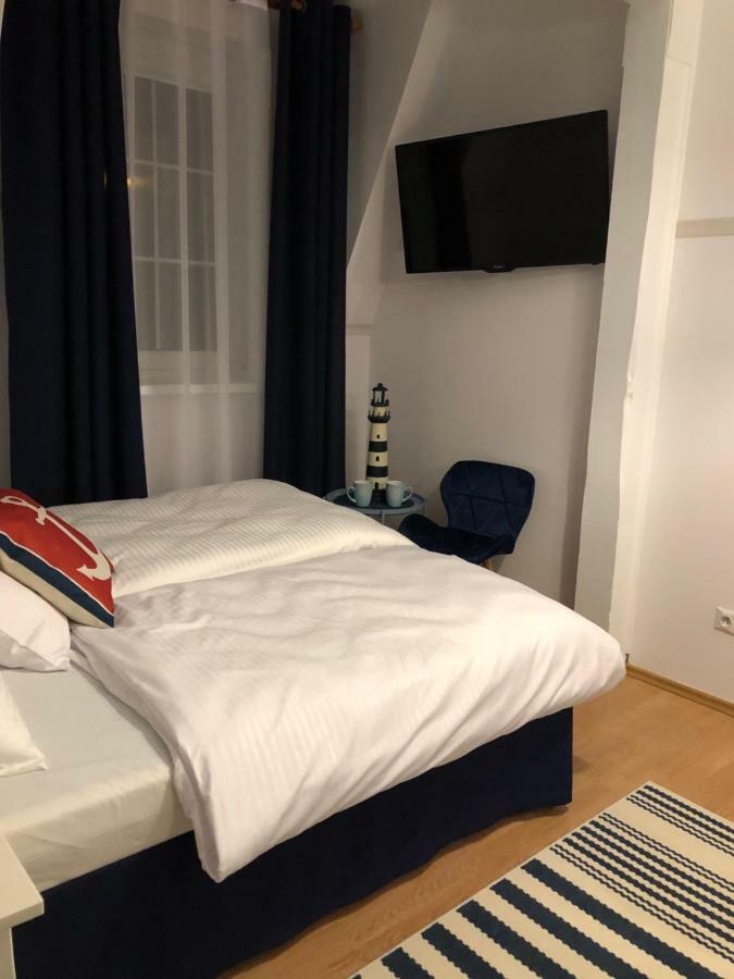 Willa Blekit Ustka Buitenkant foto