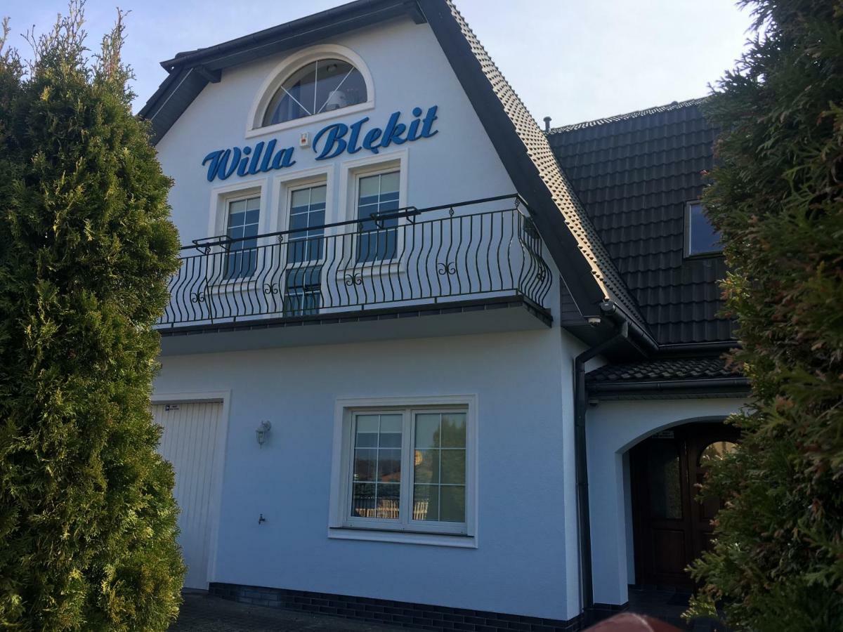 Willa Blekit Ustka Buitenkant foto