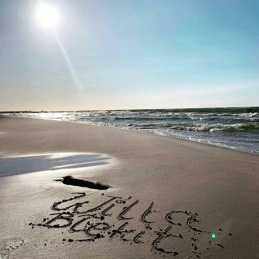 Willa Blekit Ustka Buitenkant foto